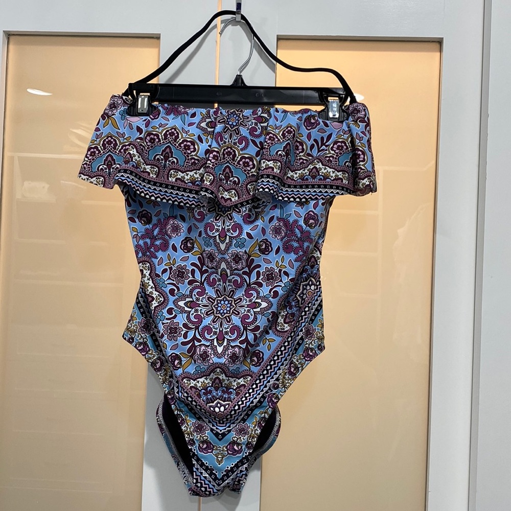 NEW a.n.a one piece ruffle swimsuit